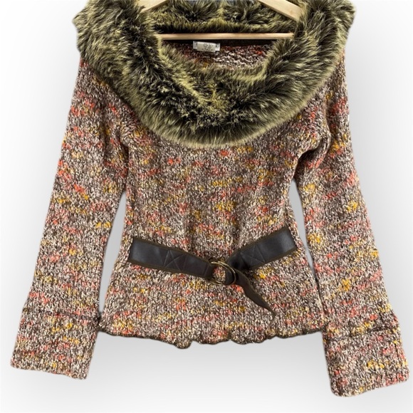 🇫🇷 Vtg Sharagano Paris Brown Faux Fur Collar Belted Wool Blend Sweater | M - Picture 4 of 11